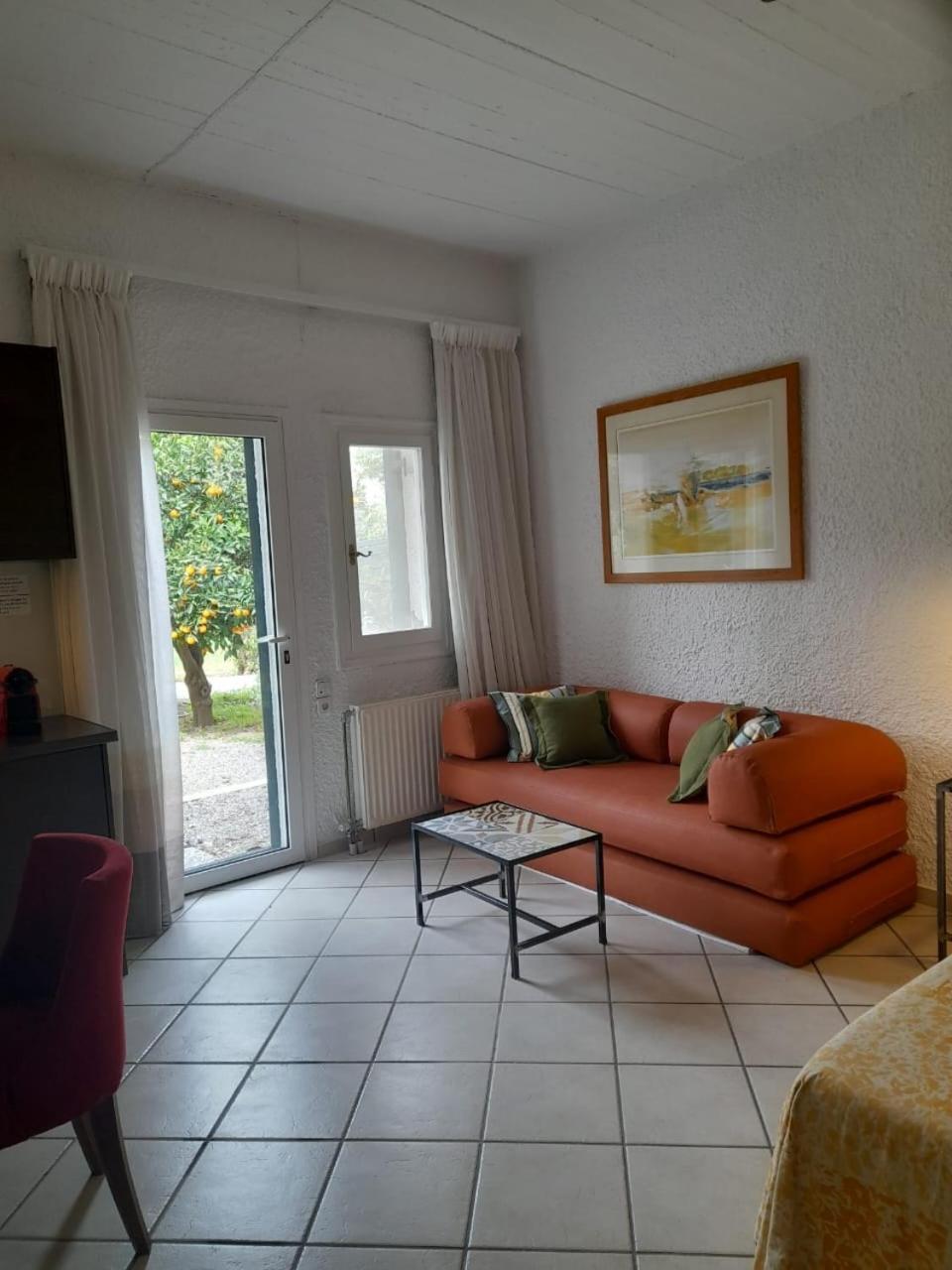 Rododafni Bay Residences Buitenkant foto